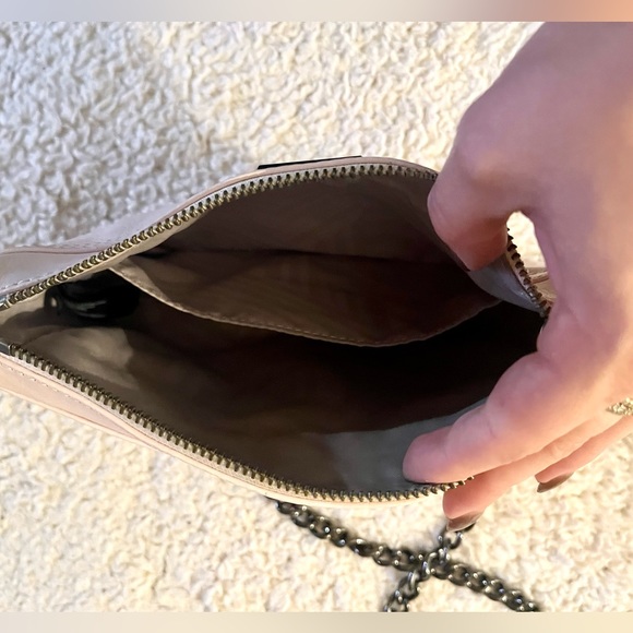 Rebecca Minkoff Crossbody Bag in light pink - Picture 4 of 5